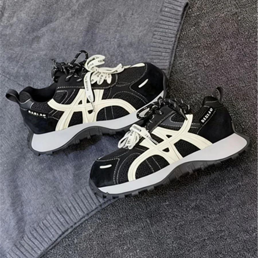 Damen Sportliche Sneakers mit atmungsaktivem Mesh und dämpfender Sohle Heidi Mode - Image 4