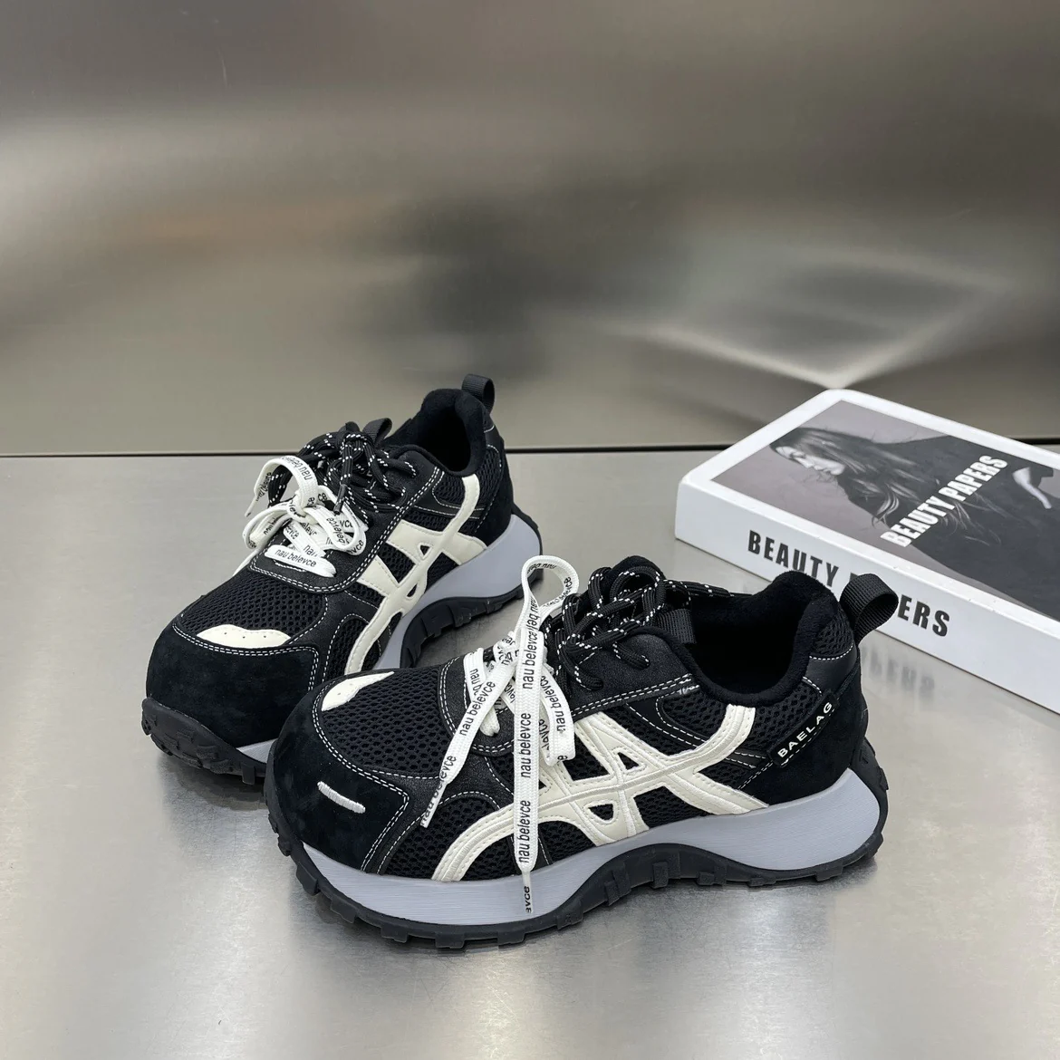 Damen Sportliche Sneakers mit atmungsaktivem Mesh und dämpfender Sohle Heidi Mode - Image 7