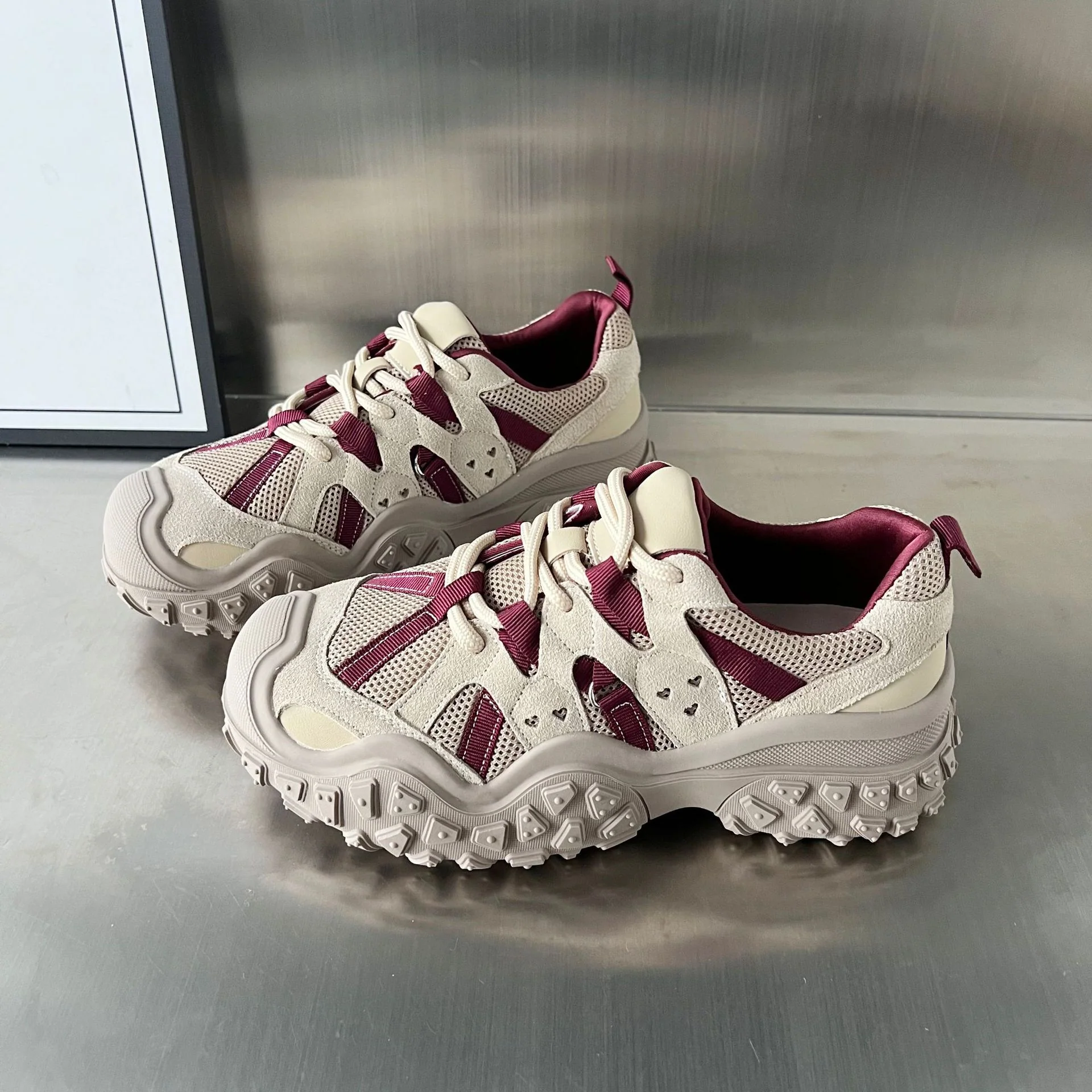 Damen Sportliche Sneakers mit atmungsaktivem Mesh und robustem Sohlenprofil Heidi Mode - Image 7