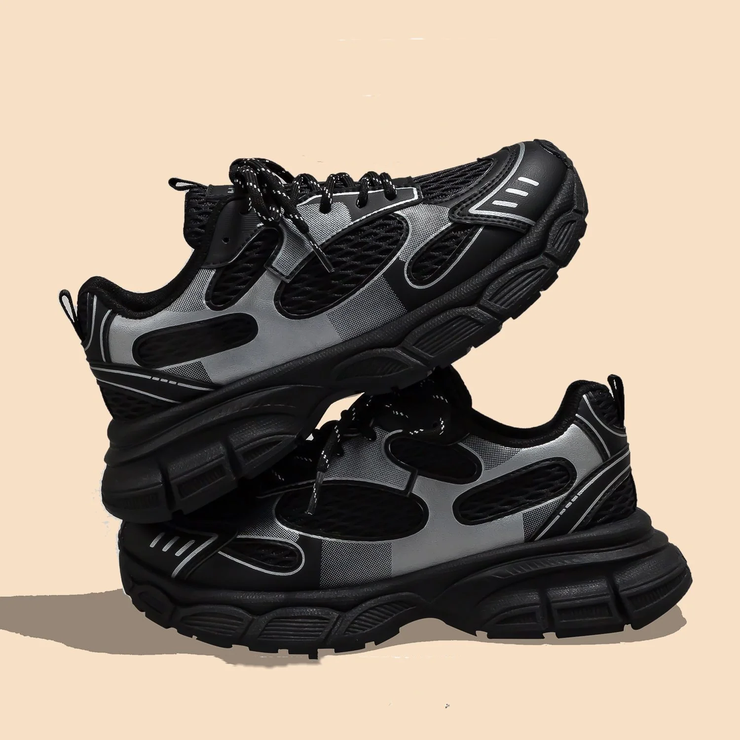Damen Sportliche Sneakers mit atmungsaktivem Obermaterial und robustem Profil Heidi Mode - Image 4