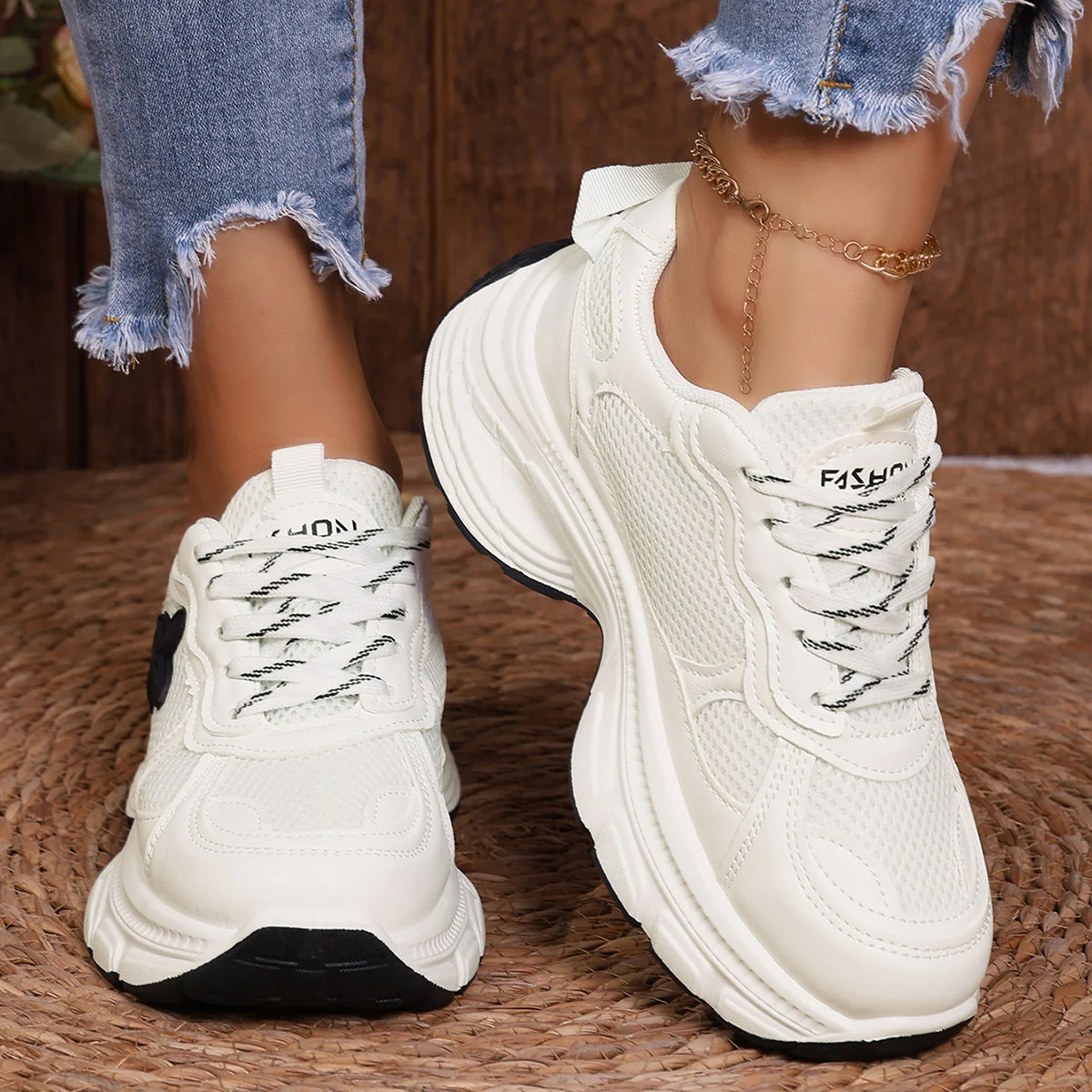 Damen Sportliche Sneakers mit atmungsaktivem Obermaterial und rutschfester Laufsohle Heidi Mode - Image 4