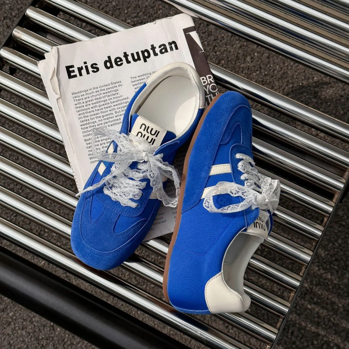 Damen Sportliche Sneakers mit atmungsaktivem Obermaterial von Heidi Mode - Image 2