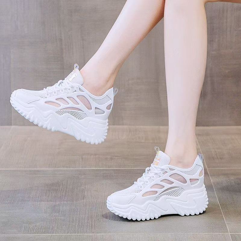 Damen Sportliche Sneakers mit atmungsaktiven Mesh-Einsätzen und ergonomischer Dämpfung Heidi Mode - Image 2