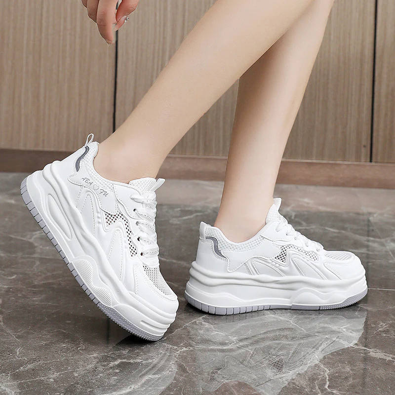 Damen Sportliche Sneakers mit atmungsaktiver Mesh-Oberfläche und dämpfendem Sohlenprofil Heidi Mode - Image 4