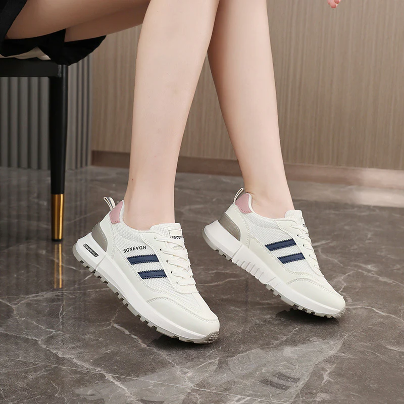 Damen Sportliche Sneakers mit atmungsaktiver Mesh-Oberfläche und dämpfender Laufsohle Heidi Mode 1771555409 - Image 4