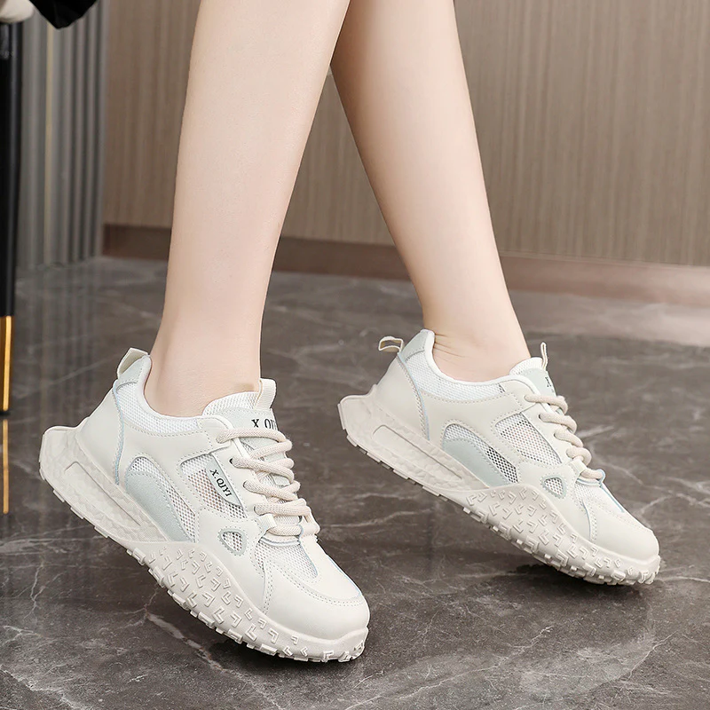 Damen Sportliche Sneakers mit atmungsaktiver Mesh-Oberfläche und dämpfender Sohle Heidi Mode - Image 3