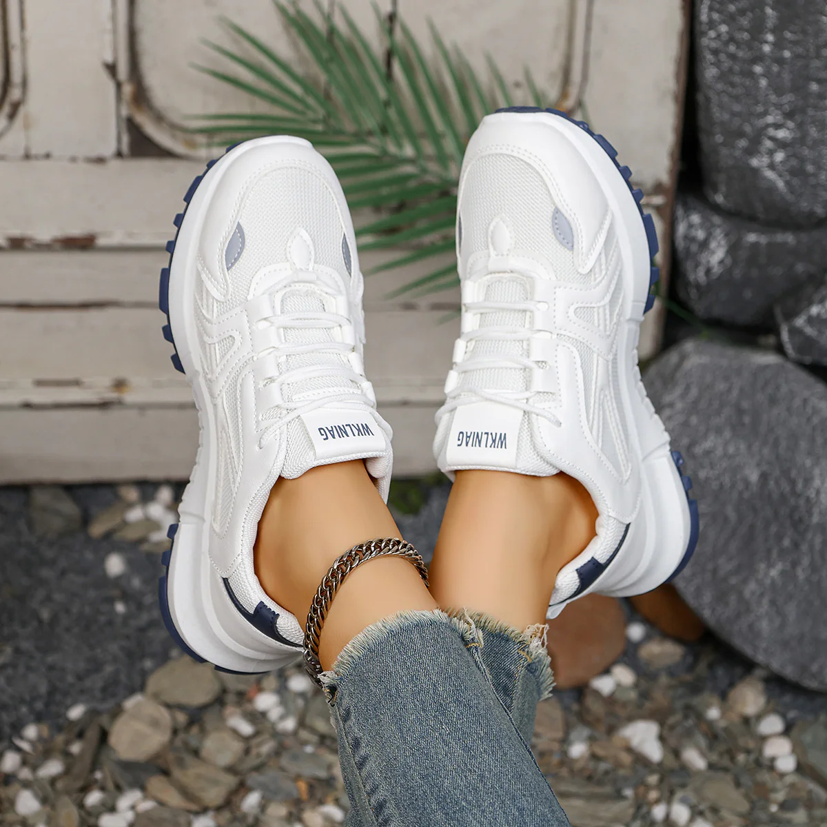Damen Sportliche Sneakers mit atmungsaktiver Mesh-Oberfläche und dämpfender Sohle Heidi Mode - Image 4