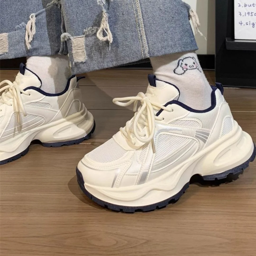 Damen Sportliche Sneakers mit atmungsaktiver Mesh-Oberfläche und dämpfender Sohle Heidi Mode - Image 2