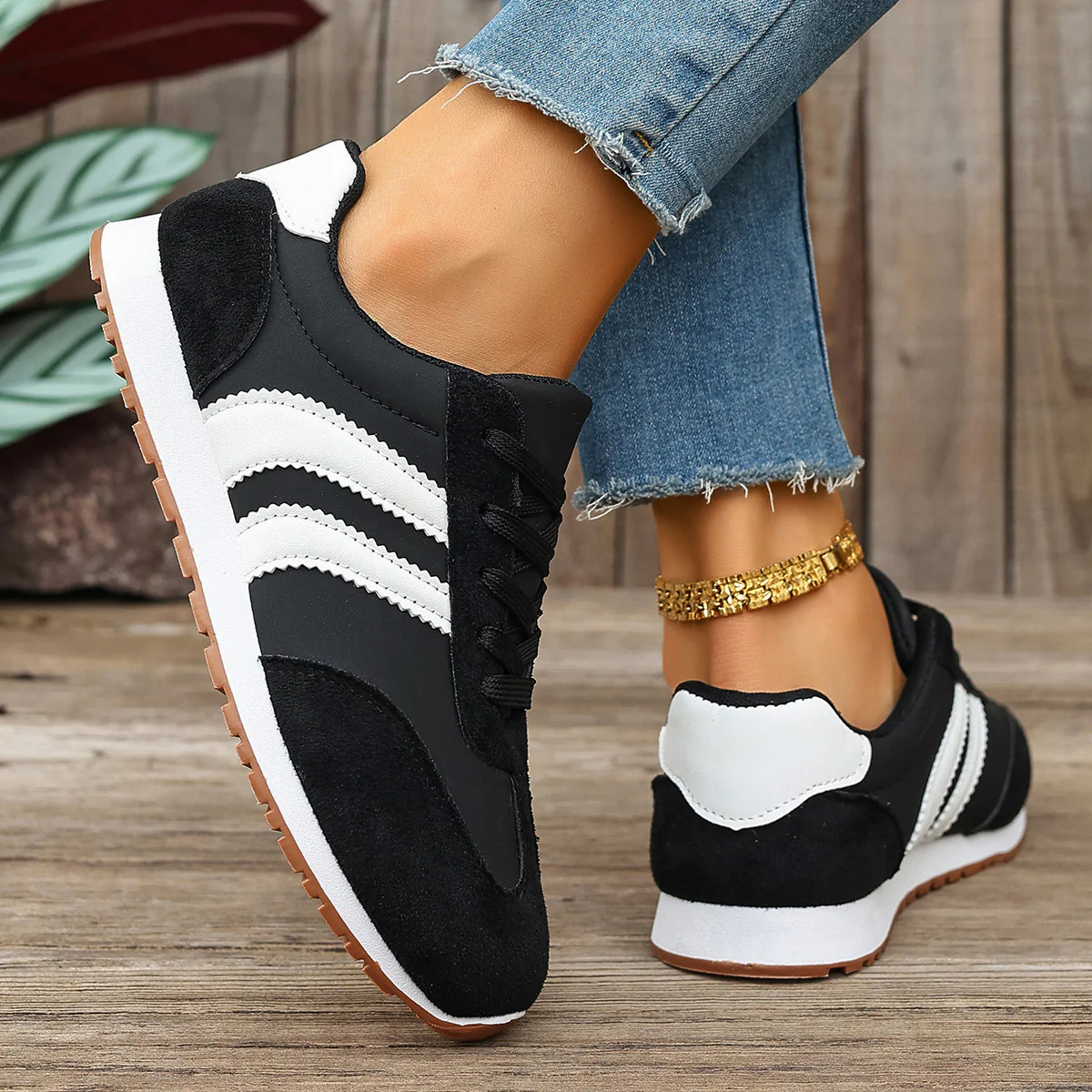 Damen Sportliche Sneakers mit atmungsaktiver Mesh-Oberfläche und klassisch-modernem Design Heidi Mode - Image 4