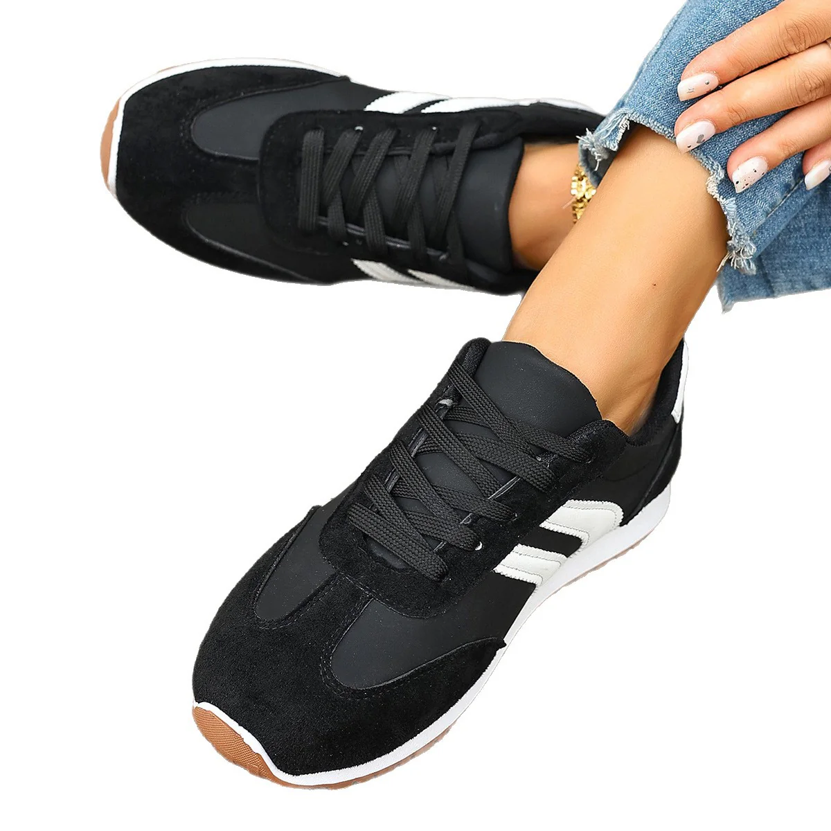 Damen Sportliche Sneakers mit atmungsaktiver Mesh-Oberfläche und klassisch-modernem Design Heidi Mode - Image 5