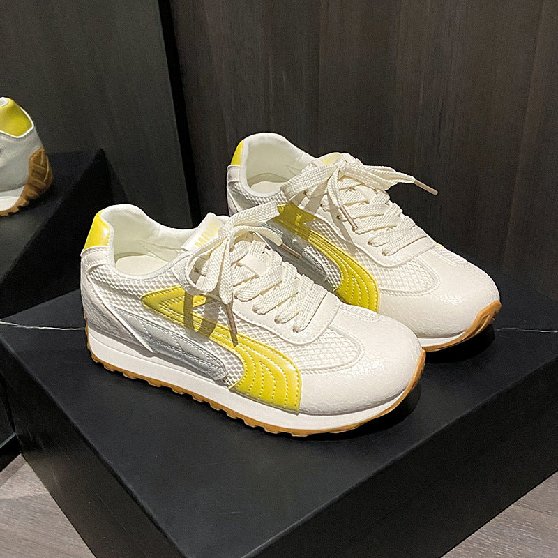 Damen Sportliche Sneakers mit atmungsaktiver Mesh-Oberfläche und reflektierenden Akzenten Heidi Mode - Image 2