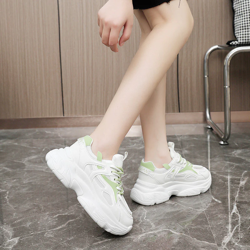 Damen Sportliche Sneakers mit atmungsaktiver Mesh-Oberfläche und stabiler Sohle Heidi Mode - Image 3