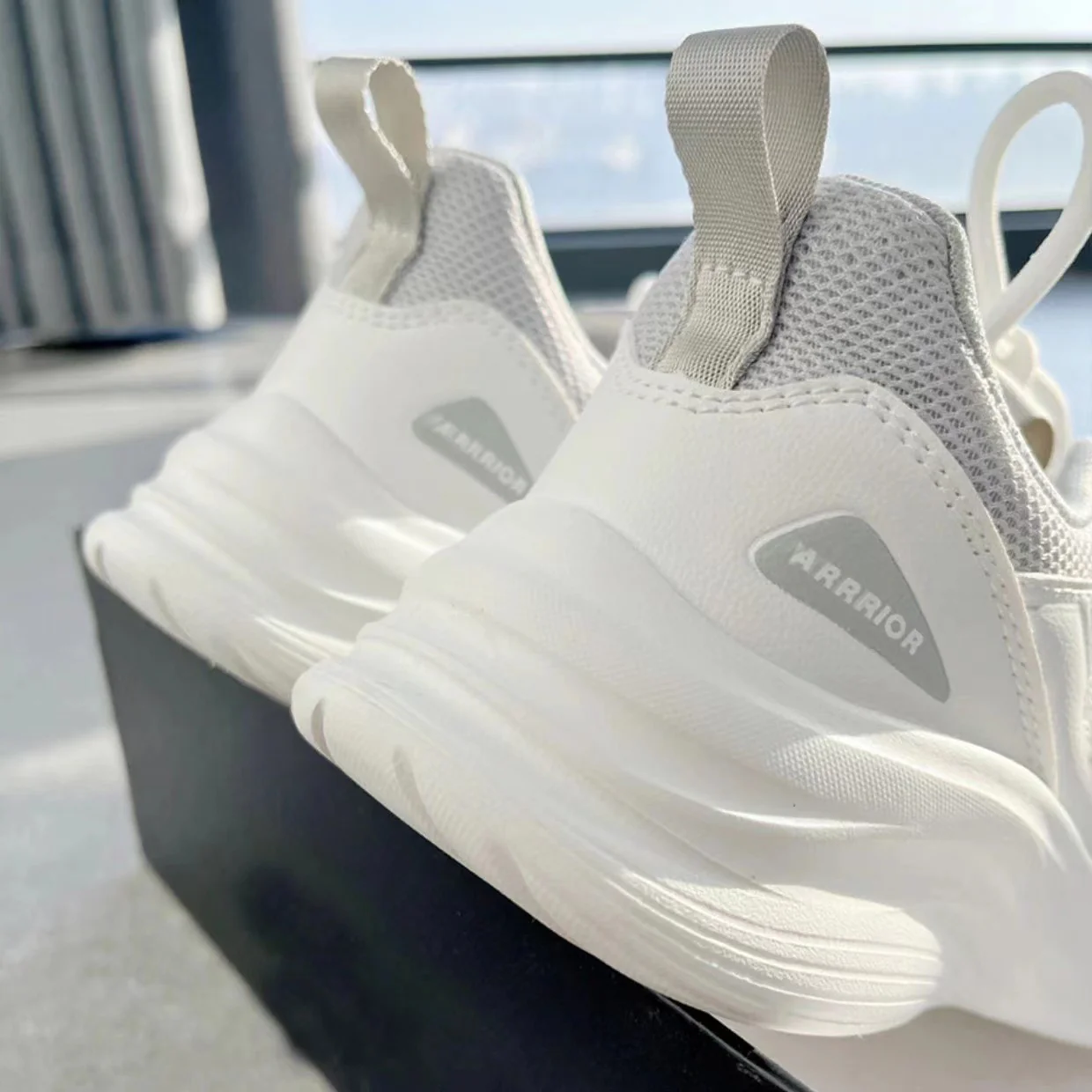 Damen Sportliche Sneakers mit atmungsaktiver Mesh-Oberfläche und stoßdämpfender Sohle Heidi Mode - Image 5