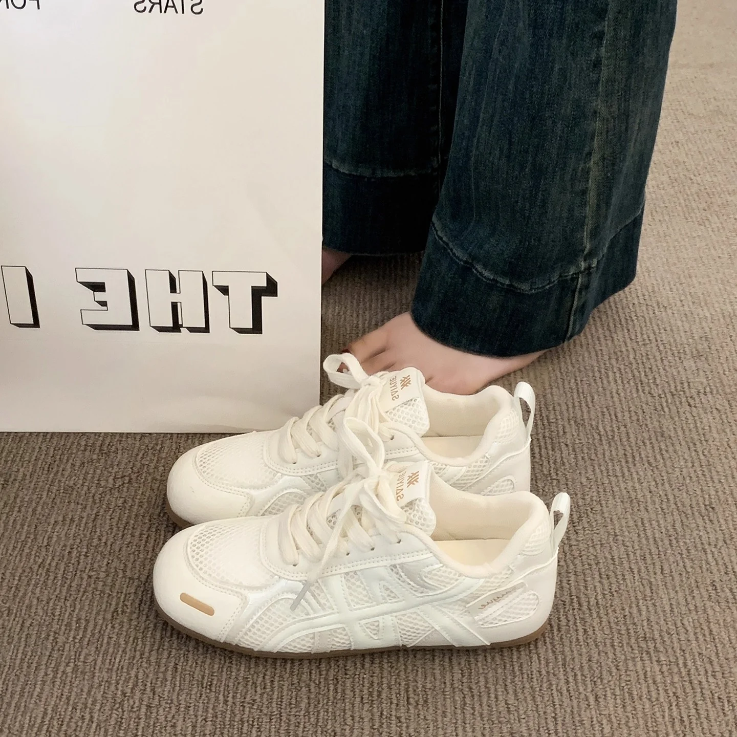 Damen Sportliche Sneakers mit atmungsaktiver Mesh-Oberfläche und stoßdämpfender Sohle Heidi Mode - Image 3