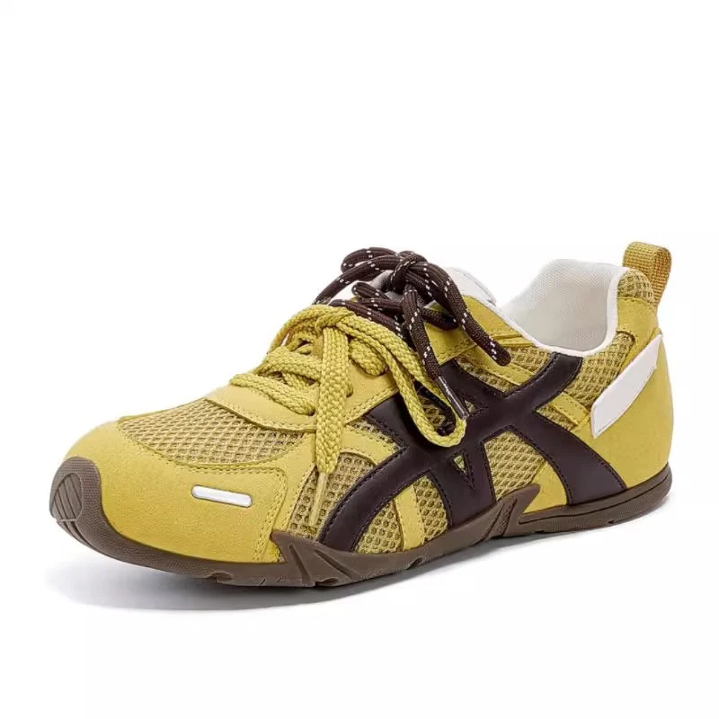 Damen Sportliche Sneakers mit atmungsaktiver Netzstruktur und reflektierenden Akzenten Heidi Mode - Image 4