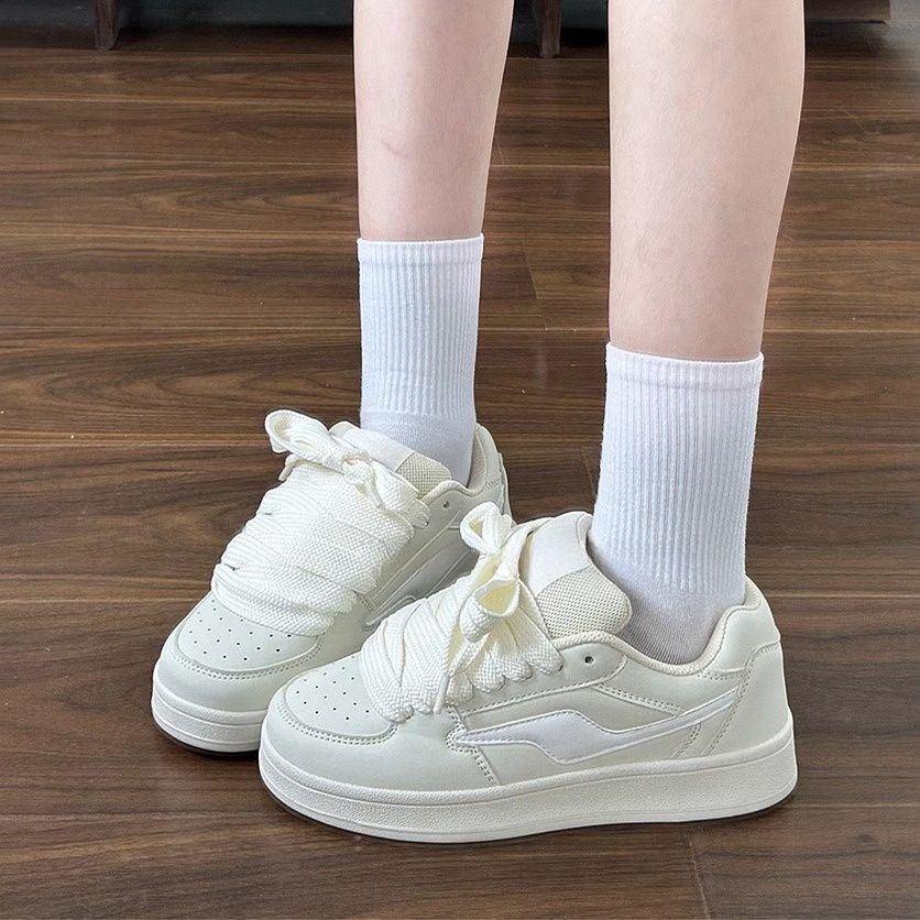 Damen Sportliche Sneakers mit atmungsaktiver Oberflächenstruktur und stabiler Dämpfung Heidi Mode - Image 2