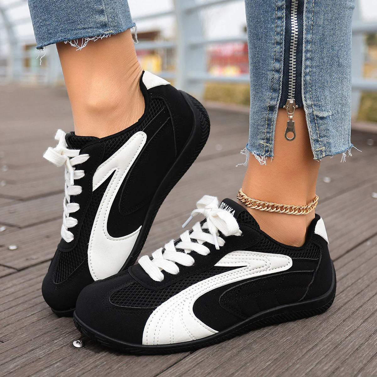 Damen Sportliche Sneakers mit atmungsaktiver Oberflächenstruktur und weicher Dämpfung Heidi Mode - Image 3