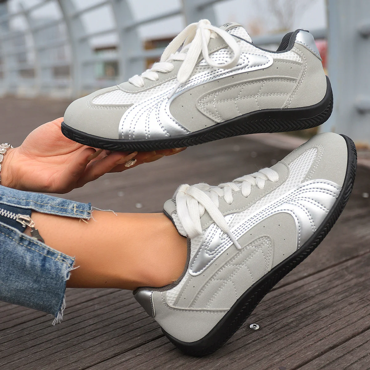 Damen Sportliche Sneakers mit atmungsaktiver Oberflächenstruktur und weicher Dämpfung Heidi Mode - Image 4