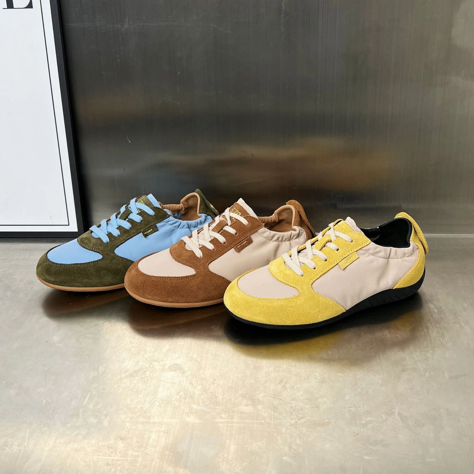 Damen Sportliche Sneakers mit atmungsaktiver Obermaterialkombination und rutschfester Sohle Heidi Mode - Image 4