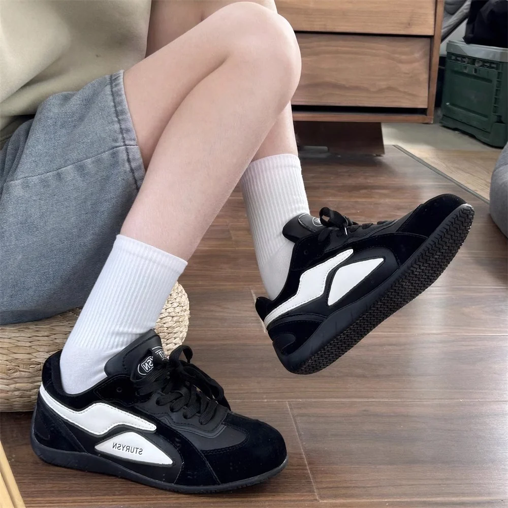 Damen Sportliche Sneakers mit atmungsaktiver Sohle und modischer Akzentuierung Heidi Mode - Image 4