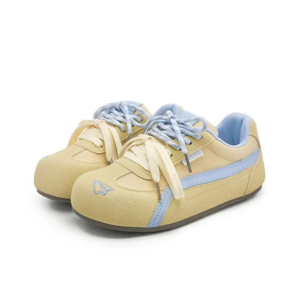 Damen Sportliche Sneakers mit auffälligem Design und bequemer Dämpfung Heidi Mode - Image 6