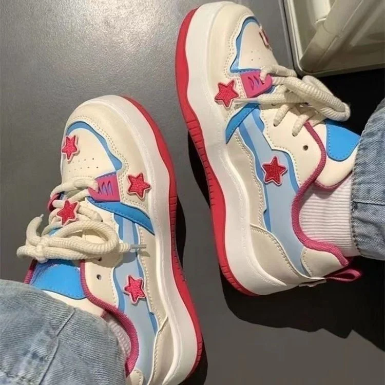 Damen Sportliche Sneakers mit auffälligem Sternen-Design und rutschfester Sohle Heidi Mode - Image 4