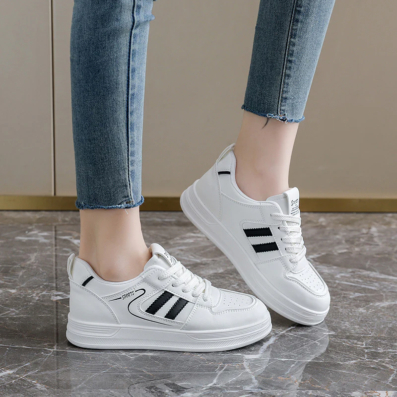 Damen Sportliche Sneakers mit dämpfendem Profil und atmungsaktiver Oberfläche Heidi Mode - Image 3