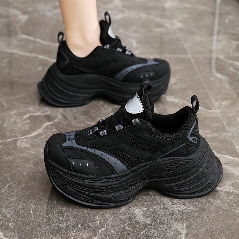 Damen Sportliche Sneakers mit dämpfender Profilsohle und innovativer Mesh-Oberfläche Heidi Mode - Image 3