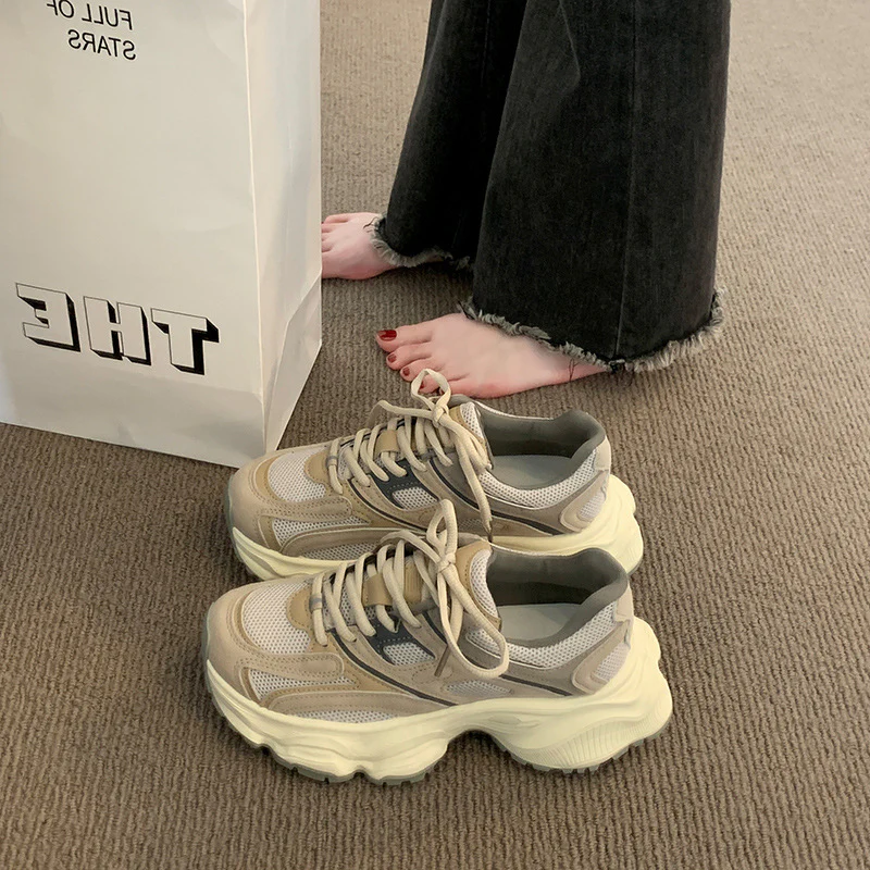 Damen Sportliche Sneakers mit dämpfender Sohle und atmungsaktivem Mesh-Obermaterial Heidi Mode - Image 6