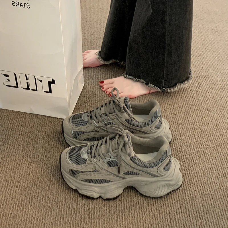 Damen Sportliche Sneakers mit dämpfender Sohle und atmungsaktivem Mesh-Obermaterial Heidi Mode - Image 7