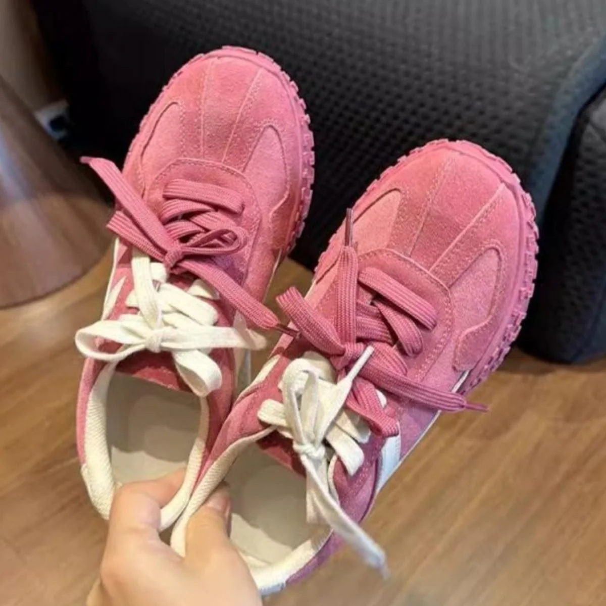 Damen Sportliche Sneakers mit dämpfender Sohle und vielseitigem Design Heidi Mode - Image 3