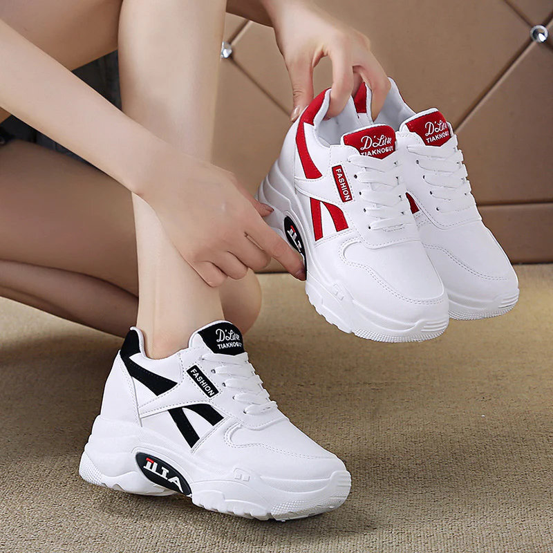 Damen Sportliche Sneakers mit dickem Profil und modischen Akzenten Heidi Mode - Image 3
