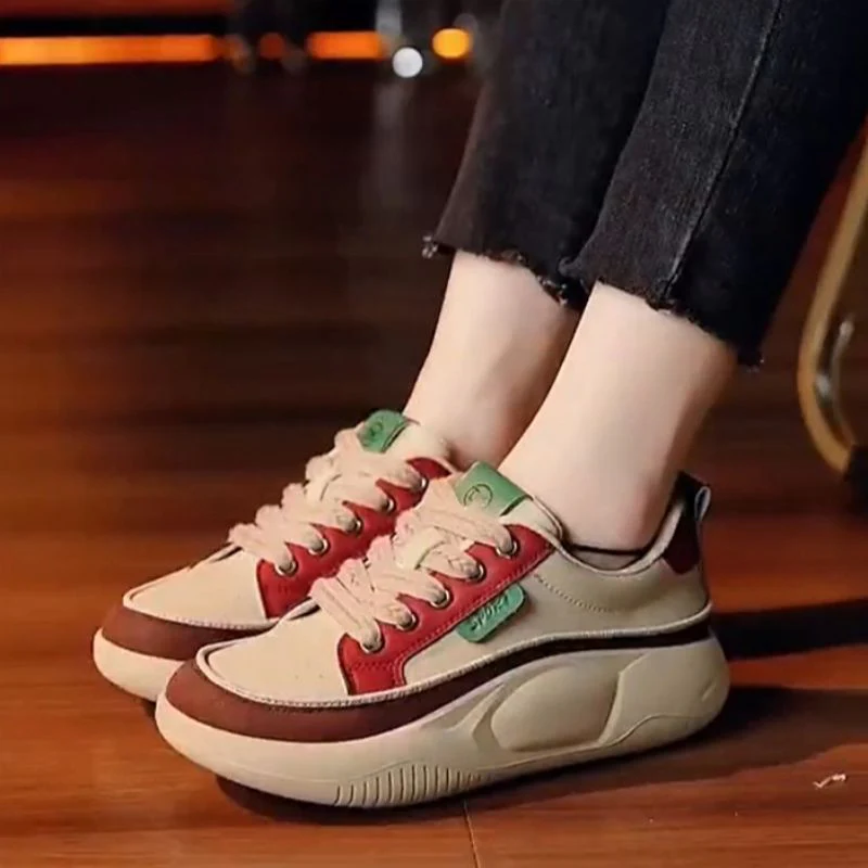 Damen Sportliche Sneakers mit dicker Sohle und komfortablem Obermaterial Heidi Mode - Image 6