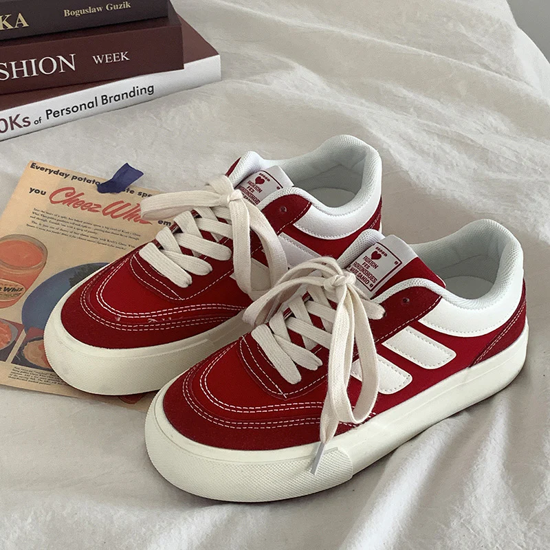Damen Sportliche Sneakers mit einzigartiger Oberflächenstruktur und dämpfender Sohle Heidi Mode