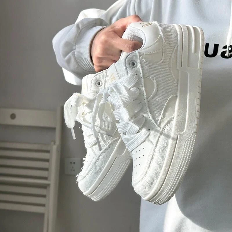Damen Sportliche Sneakers mit einzigartiger Textur und bequemer Sohle Heidi Mode - Image 2