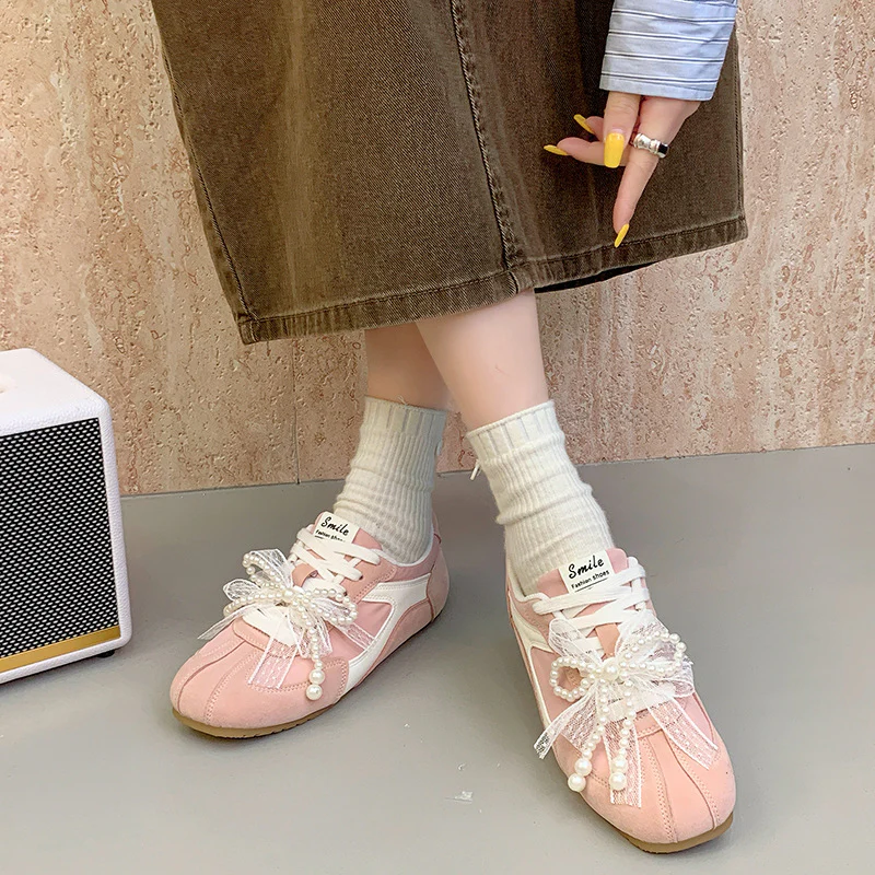 Damen Sportliche Sneakers mit elegantem Schleifendetail Heidi Mode - Image 3