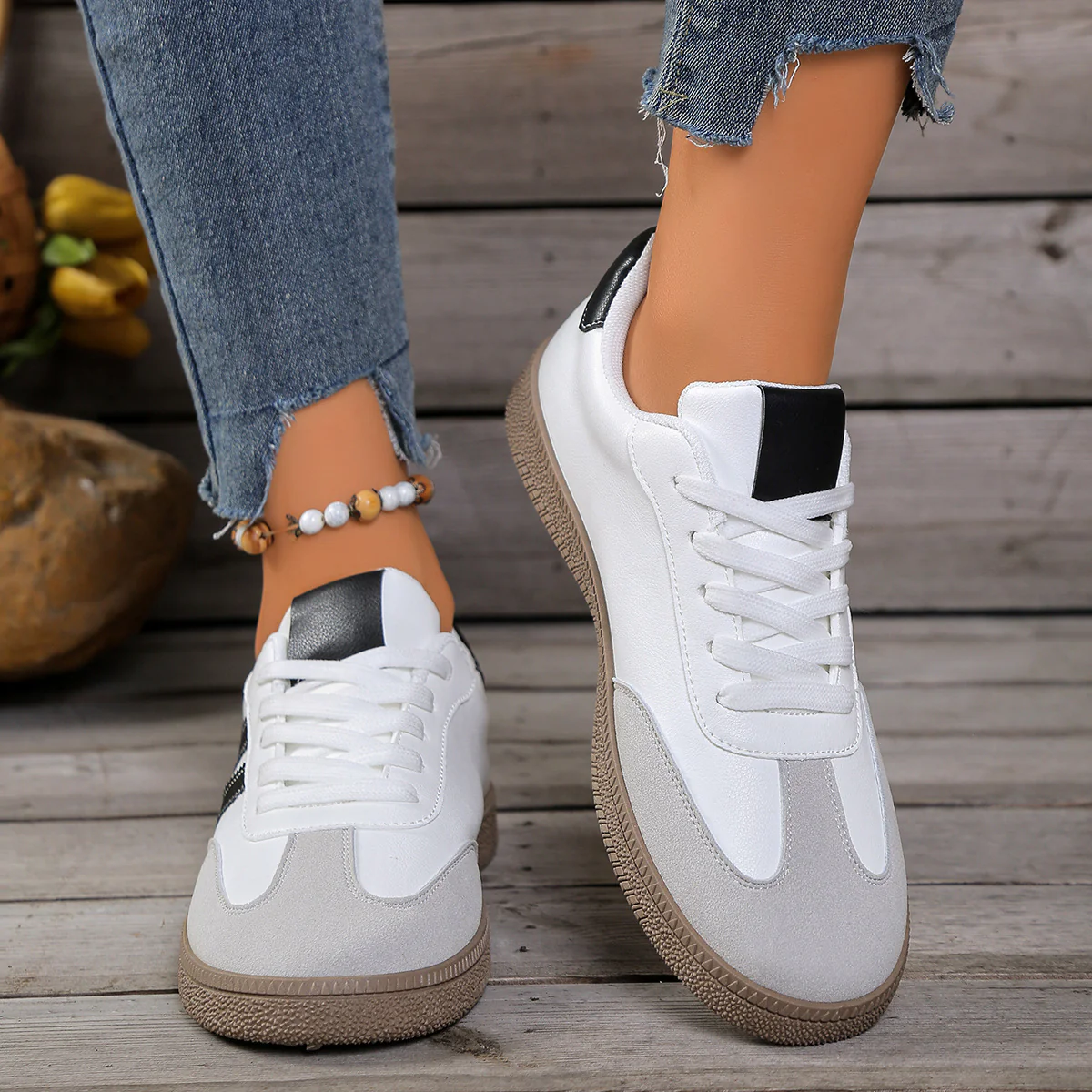 Damen Sportliche Sneakers mit eleganten Metallic-Details Heidi Mode - Image 10