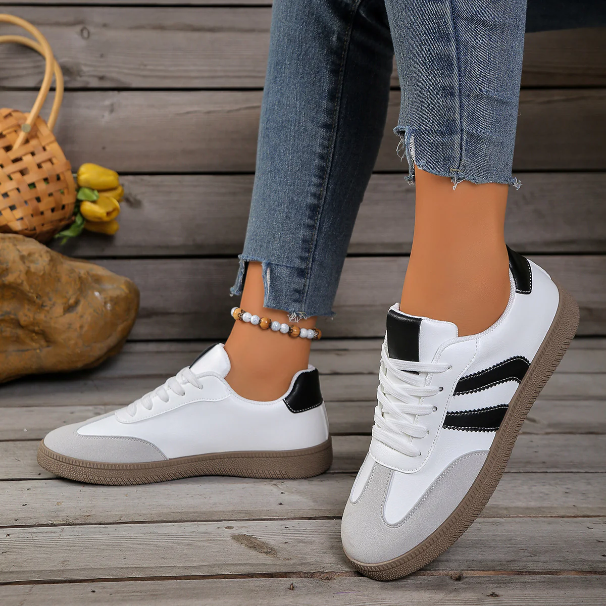 Damen Sportliche Sneakers mit eleganten Metallic-Details Heidi Mode - Image 17