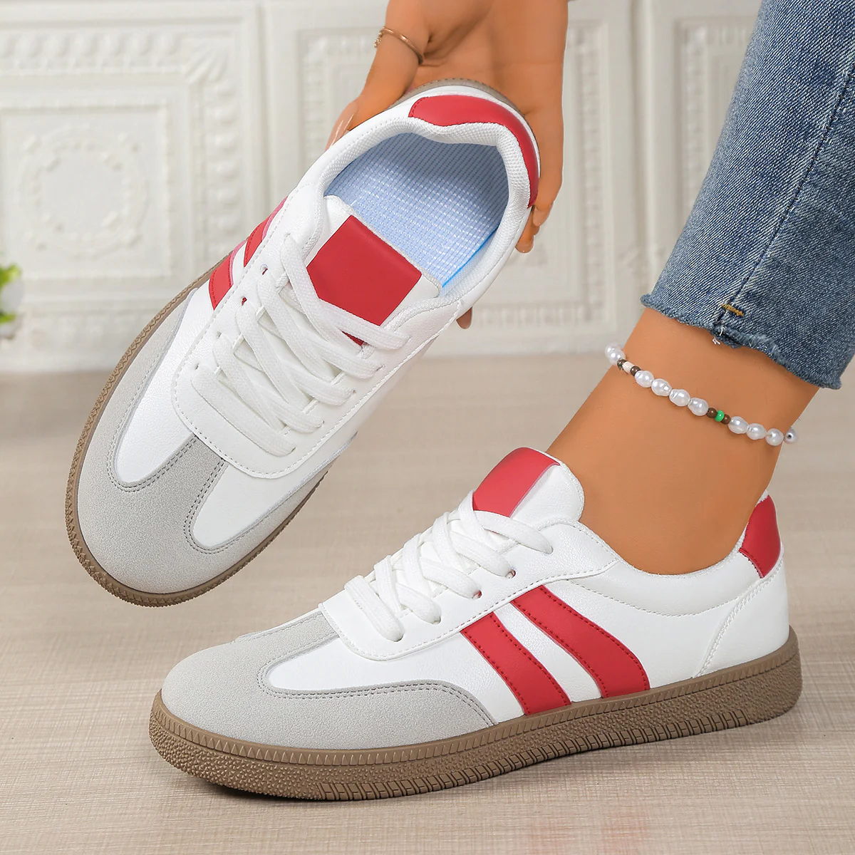 Damen Sportliche Sneakers mit eleganten Metallic-Details Heidi Mode - Image 3