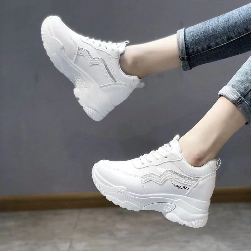 Damen Sportliche Sneakers mit ergonomischem Design und dämpfender Laufsohle Heidi Mode - Image 3