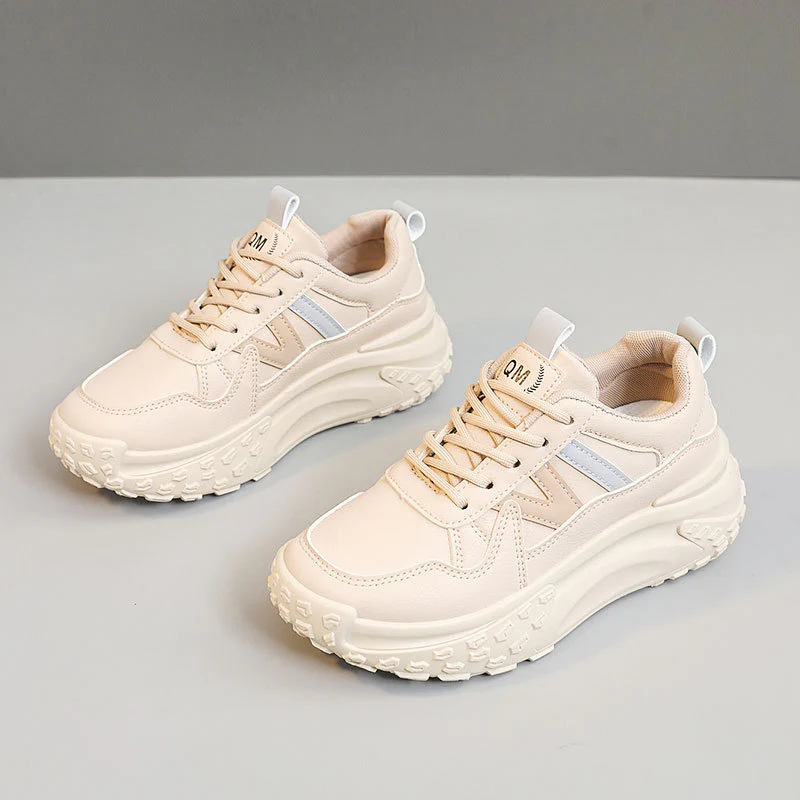 Damen Sportliche Sneakers mit ergonomischen Dämpfungselementen und markantem Sohlenprofil Heidi Mode - Image 7