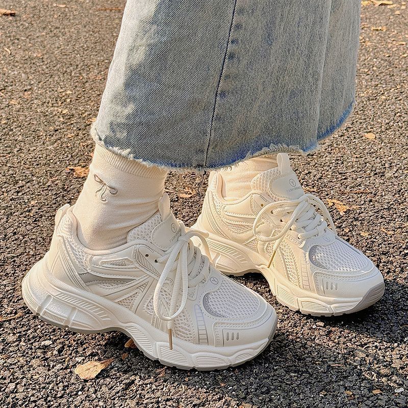 Damen Sportliche Sneakers mit ergonomischer Dämpfung und atmungsaktivem Mesh-Obermaterial Heidi Mode - Image 2