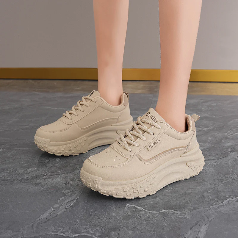 Damen Sportliche Sneakers mit ergonomischer Dämpfung und stylischem Design Heidi Mode - Image 4