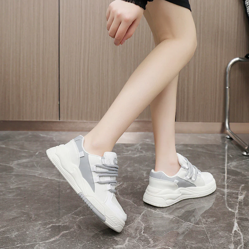 Damen Sportliche Sneakers mit ergonomischer Dämpfung und stylischem Obermaterial Heidi Mode - Image 3