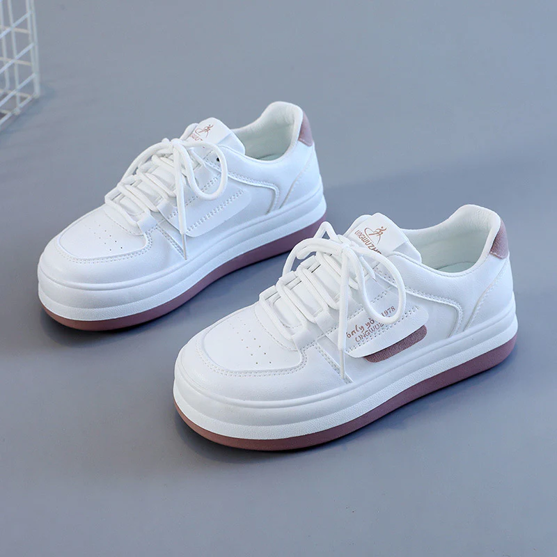 Damen Sportliche Sneakers mit erhöhtem Profil und flexibler Sohle Heidi Mode - Image 7