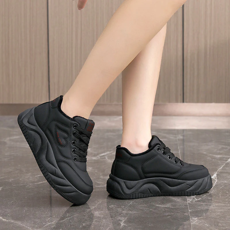 Damen Sportliche Sneakers mit flauschigem Innenfutter Heidi Mode - Image 4