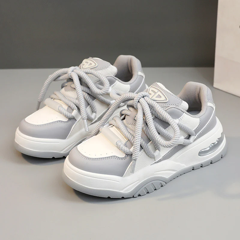 Damen Sportliche Sneakers mit gepolstertem Futter und stabiler Laufsohle Heidi Mode - Image 6