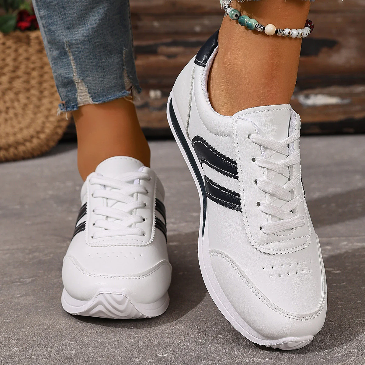 Damen Sportliche Sneakers mit gepolstertem Komfort und modernem Design Heidi Mode - Image 2