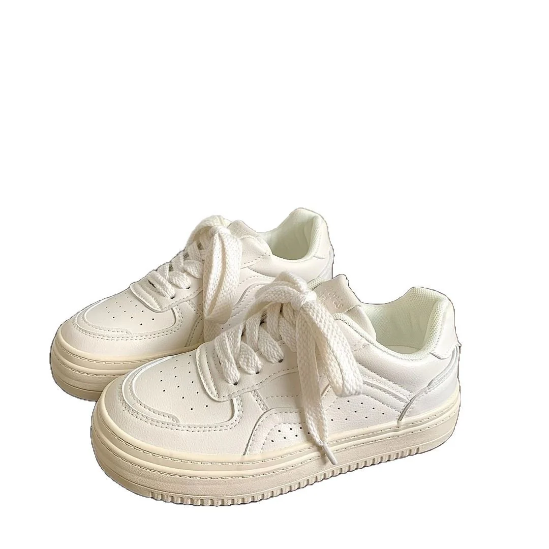 Damen Sportliche Sneakers mit gepolsterter Laufsohle und markantem Design Heidi Mode - Image 5