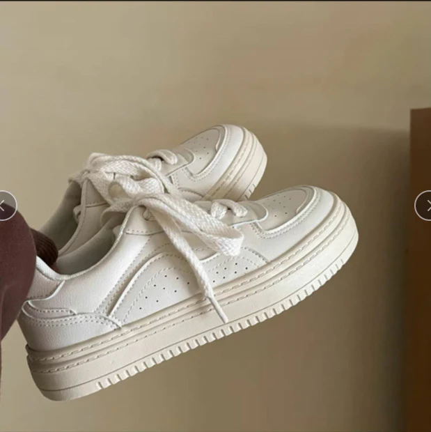 Damen Sportliche Sneakers mit gepolsterter Laufsohle und markantem Design Heidi Mode - Image 6